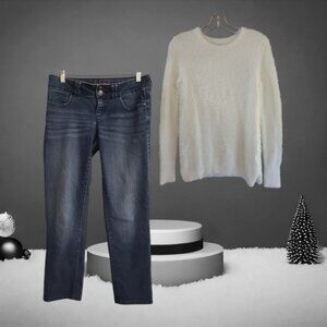Elle High Rise Denim Jeans Size 4 & Old Navy Fuzzy Sweater XSmall